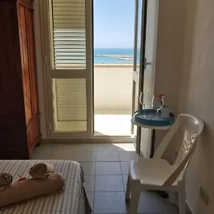 Sicilia Mare Гостевой дом Порто-Пало